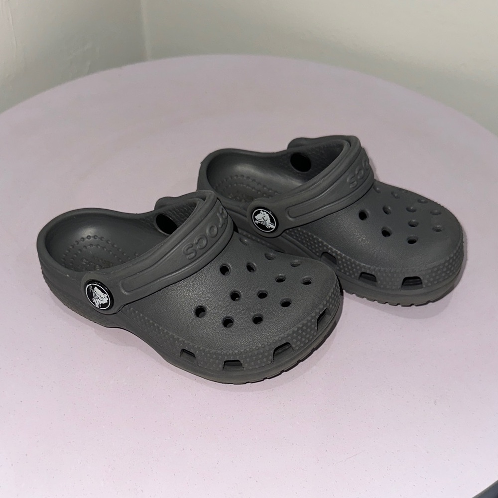 CROCS Kids Classic Clog - Charcoal Gray